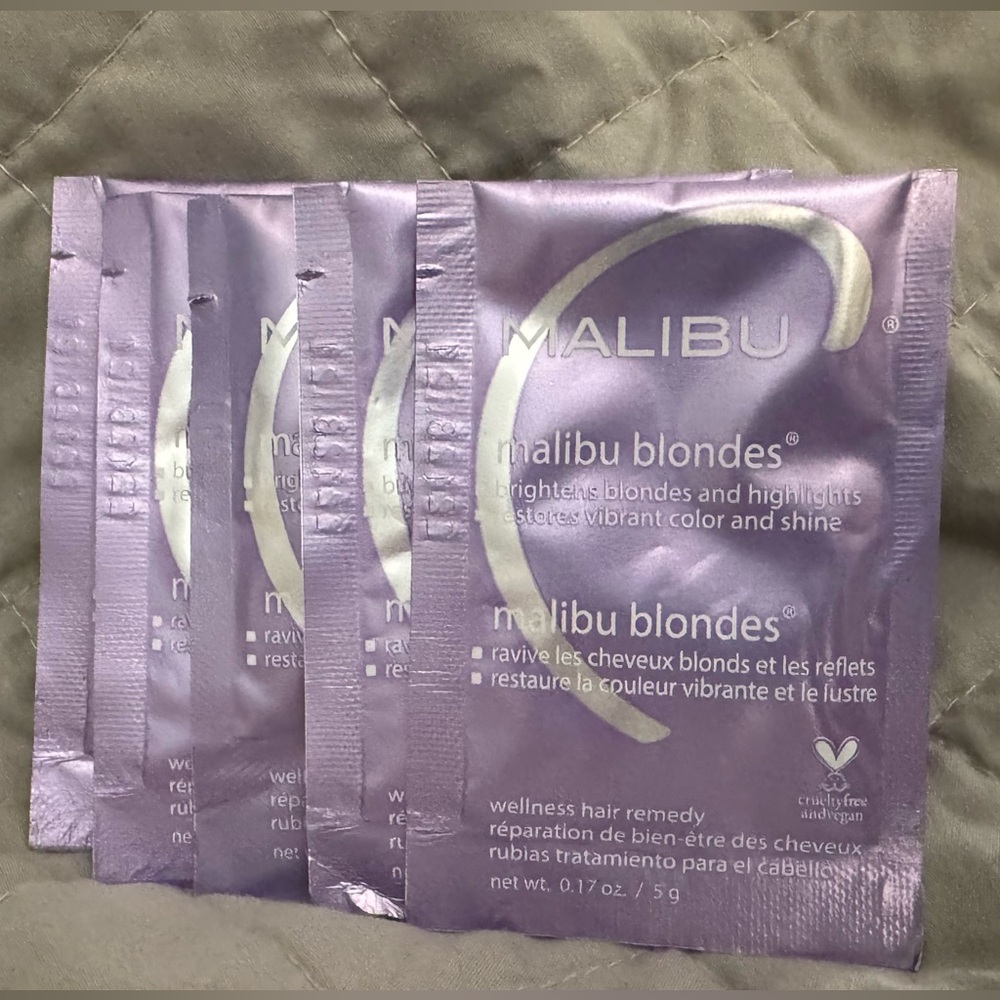 Malibu Blondes Brightens and Highlights Hair for Vibrant Shine. 5 packets.